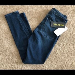 Athleta Sculptek dark wash skinny jeans